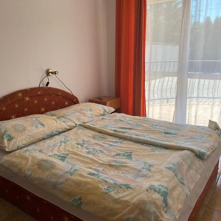 Abigel Apartmanhaz بالاتونفوريد المظهر الخارجي الصورة