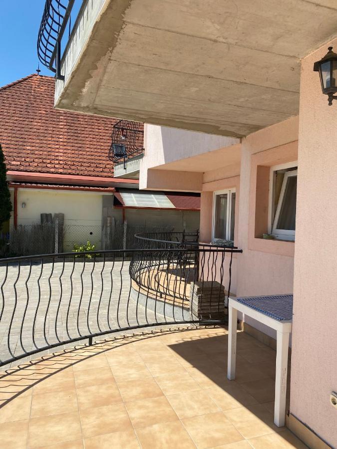 Abigel Apartmanhaz بالاتونفوريد المظهر الخارجي الصورة