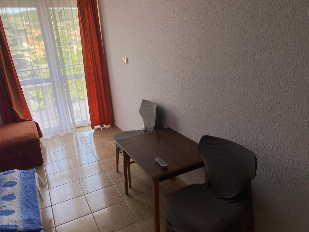 Abigel Apartmanhaz بالاتونفوريد المظهر الخارجي الصورة