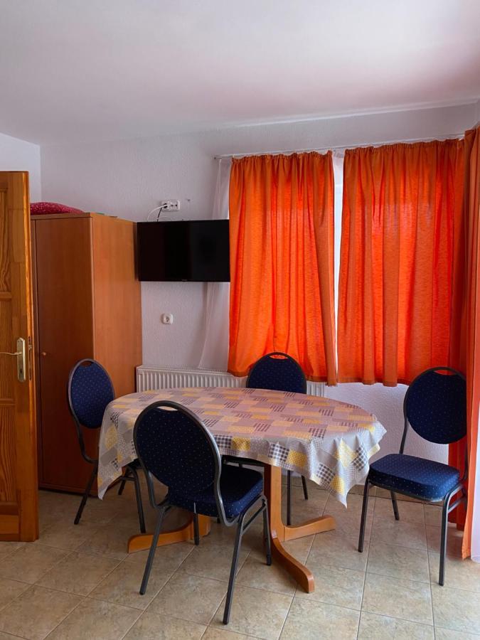 Abigel Apartmanhaz بالاتونفوريد المظهر الخارجي الصورة