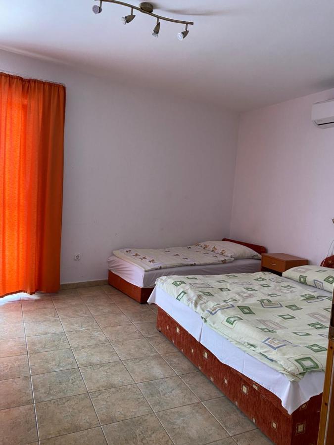 Abigel Apartmanhaz بالاتونفوريد المظهر الخارجي الصورة