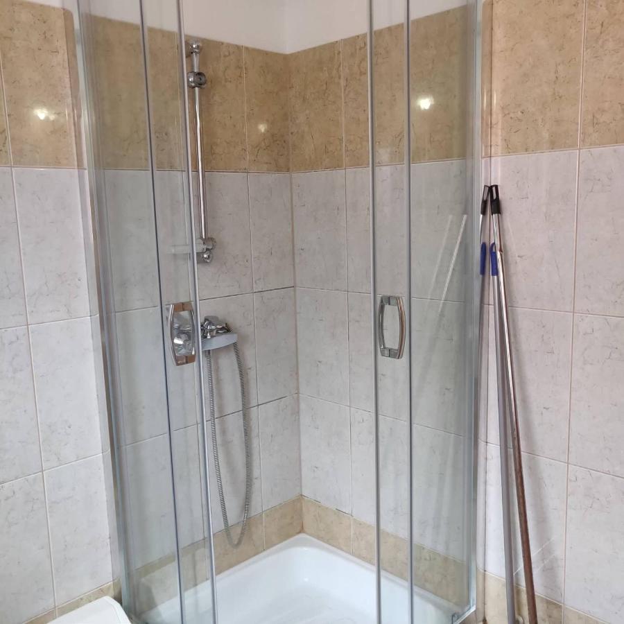 Abigel Apartmanhaz بالاتونفوريد المظهر الخارجي الصورة